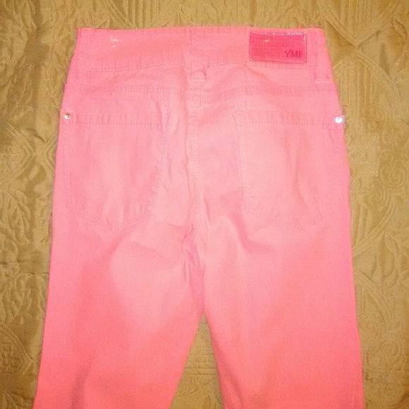 Jeans - Picture 3 of 5